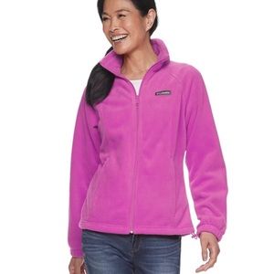Columbia Women’s Zip Up - M